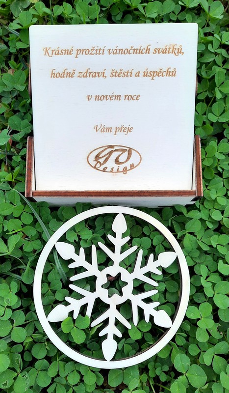 Dřevěné podtácky sněhové vločky 4ks