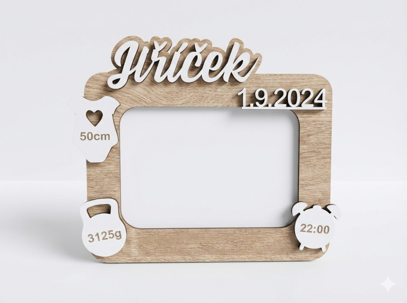 Dřevěný fotorámeček k narození miminka s údaji na přání