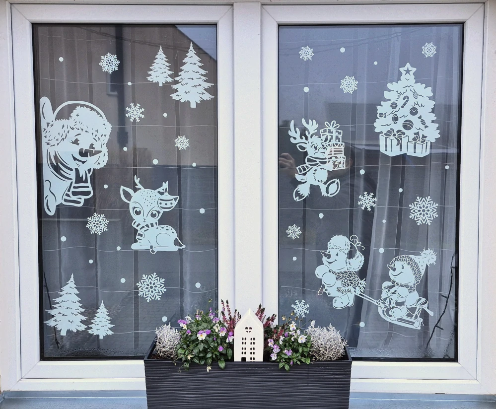 Ozdoba do okna srneček