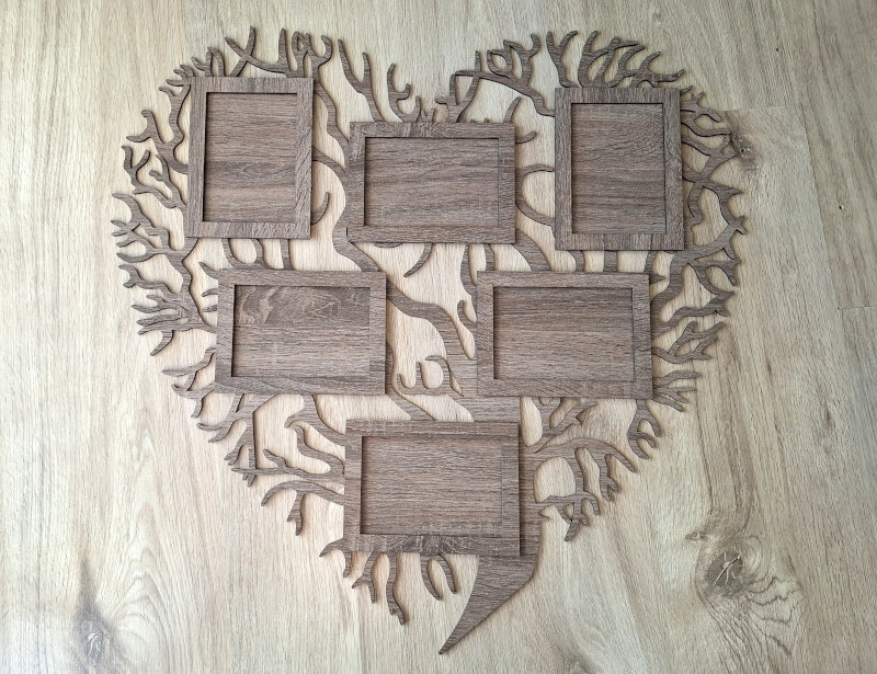 Dřevěné srdce s fotorámečky