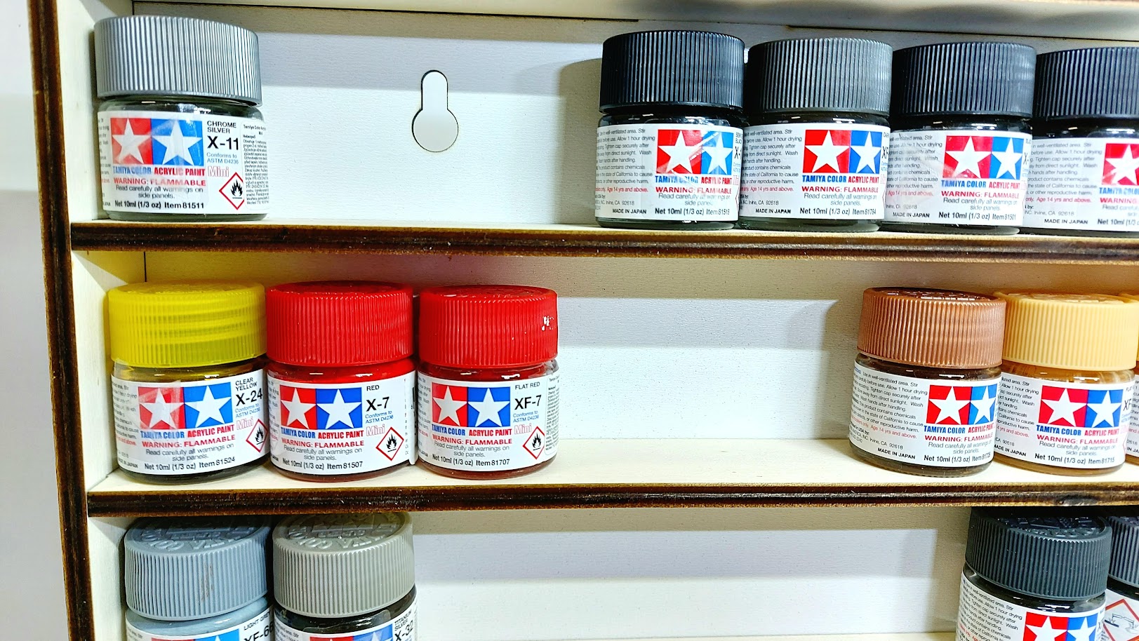 Stojánek na malířské potřeby S-05-35 (Univerzální)