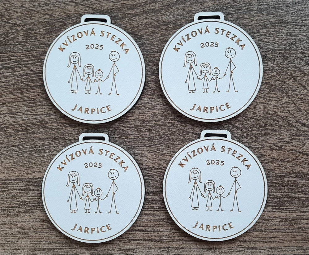 Dřevěná medaile bílá