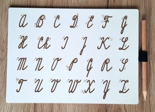 Tabulka k nácviku psaní s dřevěnou tužkou