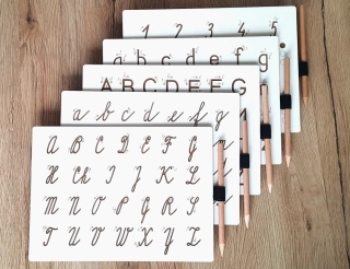 Sada tabulek k nácviku psaní s dřevěnou tužkou